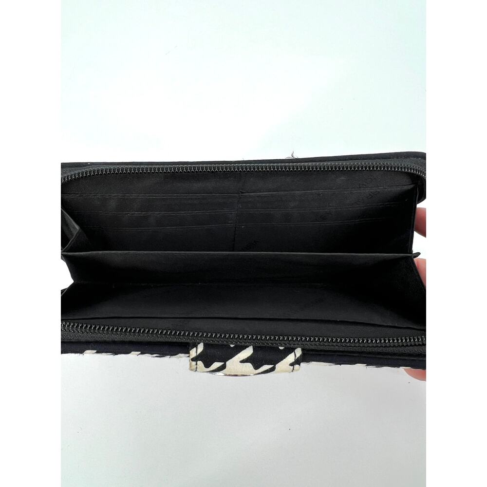 Vera Bradley Midnight Houndstooth Turn Latch Zip Around Wallet Preowned - Picture 3 of 6